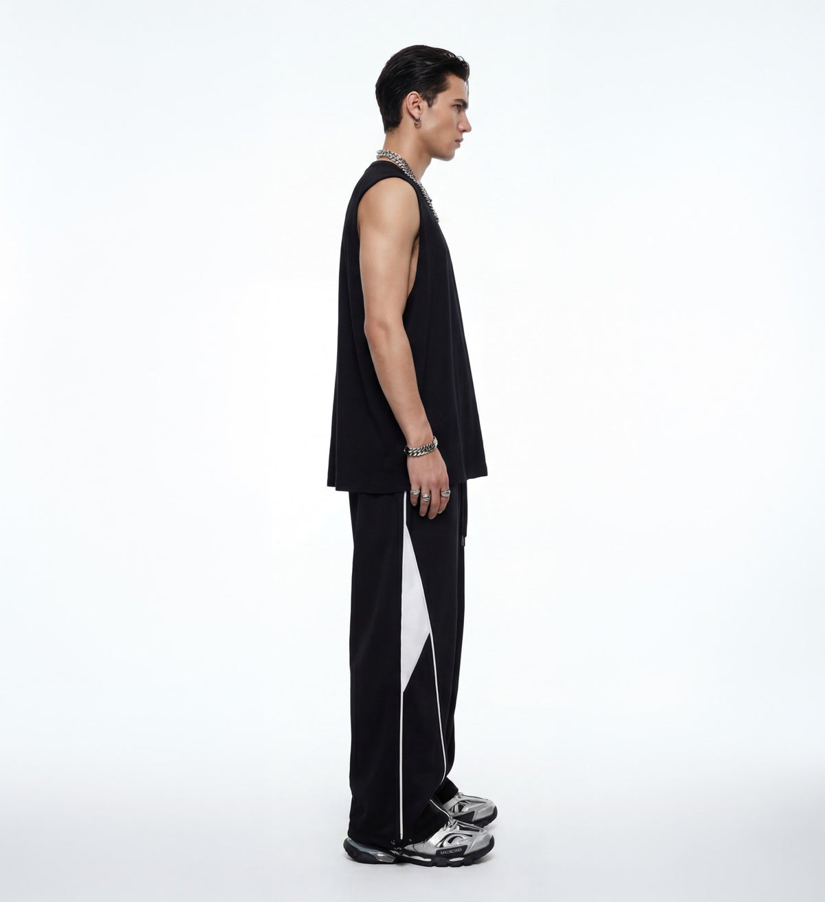 Wide-Leg Trousers — STUNER